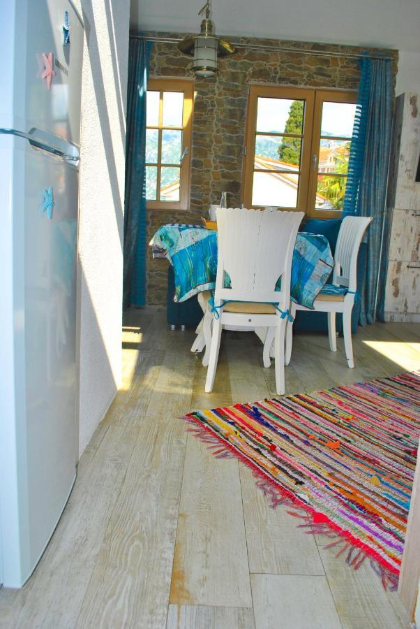 Apartment Mediterraneo Blue Sky Perast Exterior photo